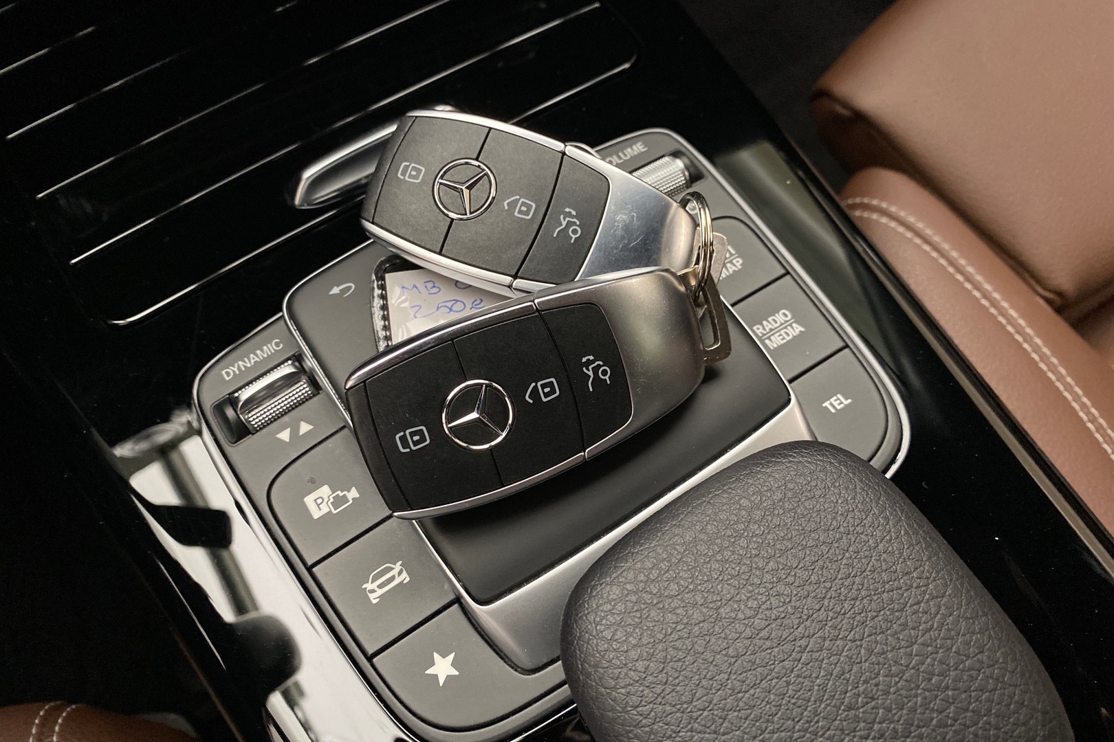 MERCEDES-BENZ CLA 2020