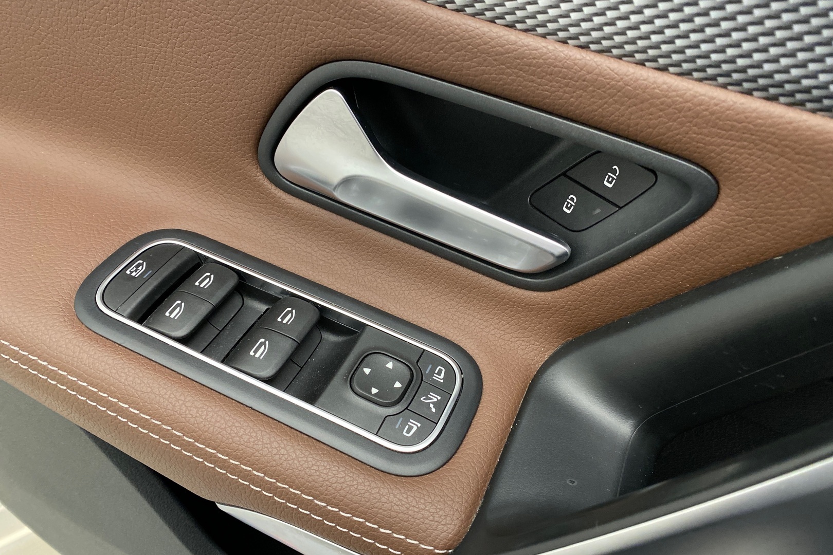 MERCEDES-BENZ CLA 2020