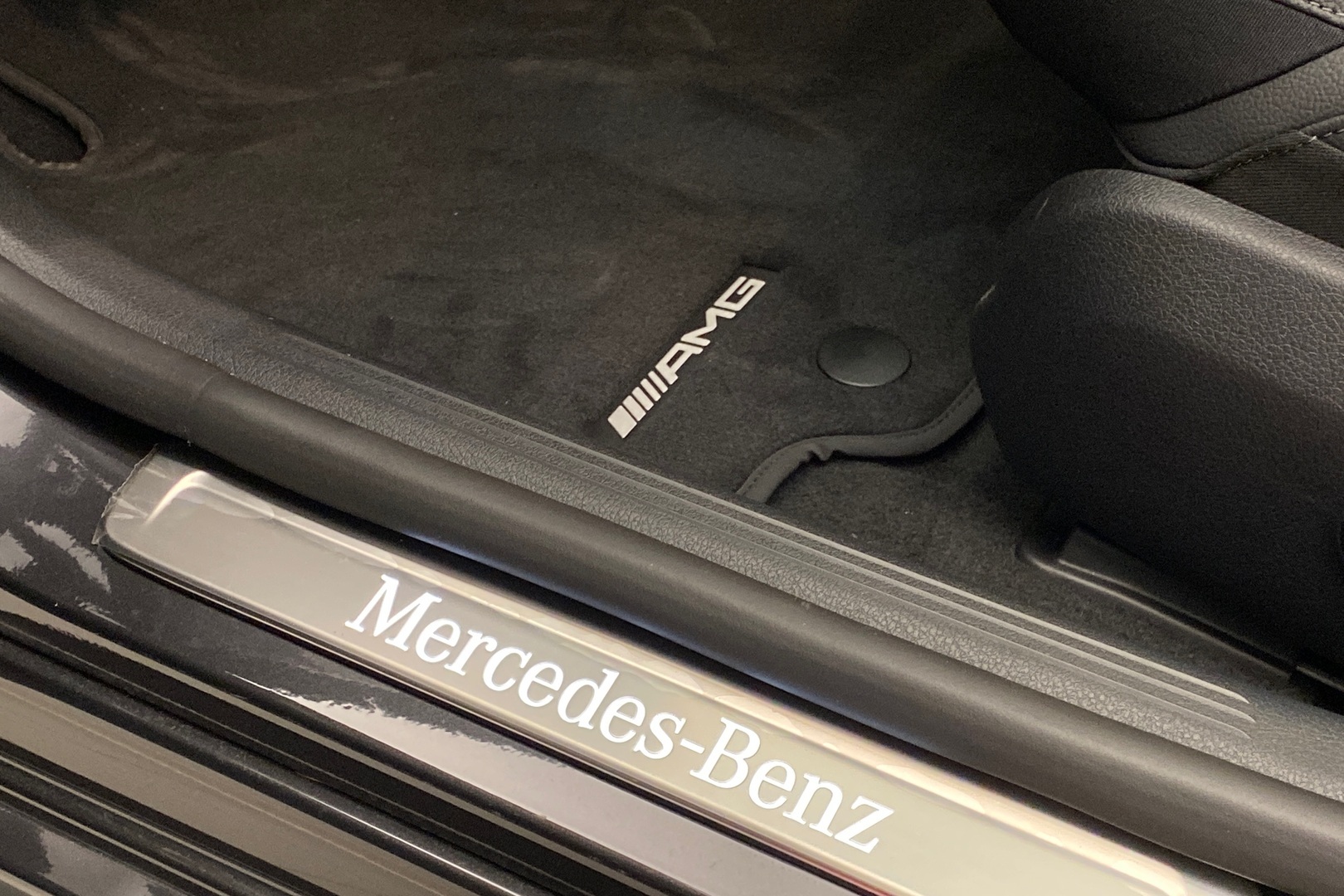 MERCEDES-BENZ C 2025