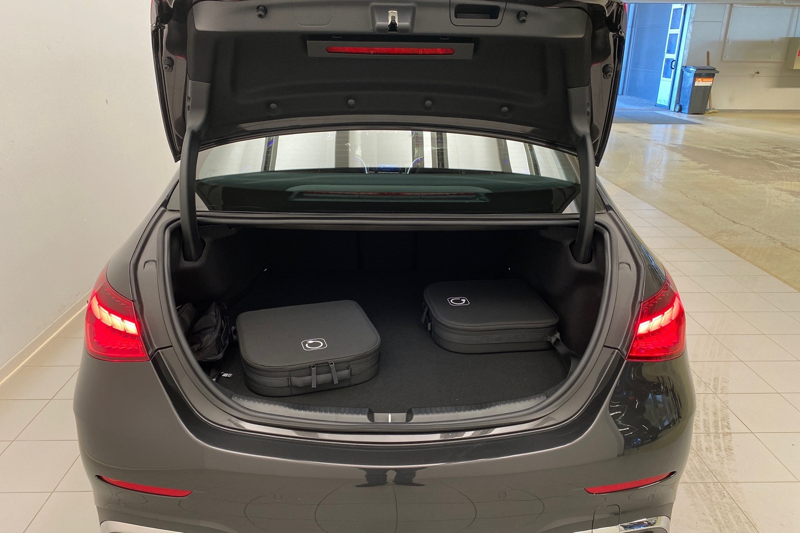 MERCEDES-BENZ C 2025