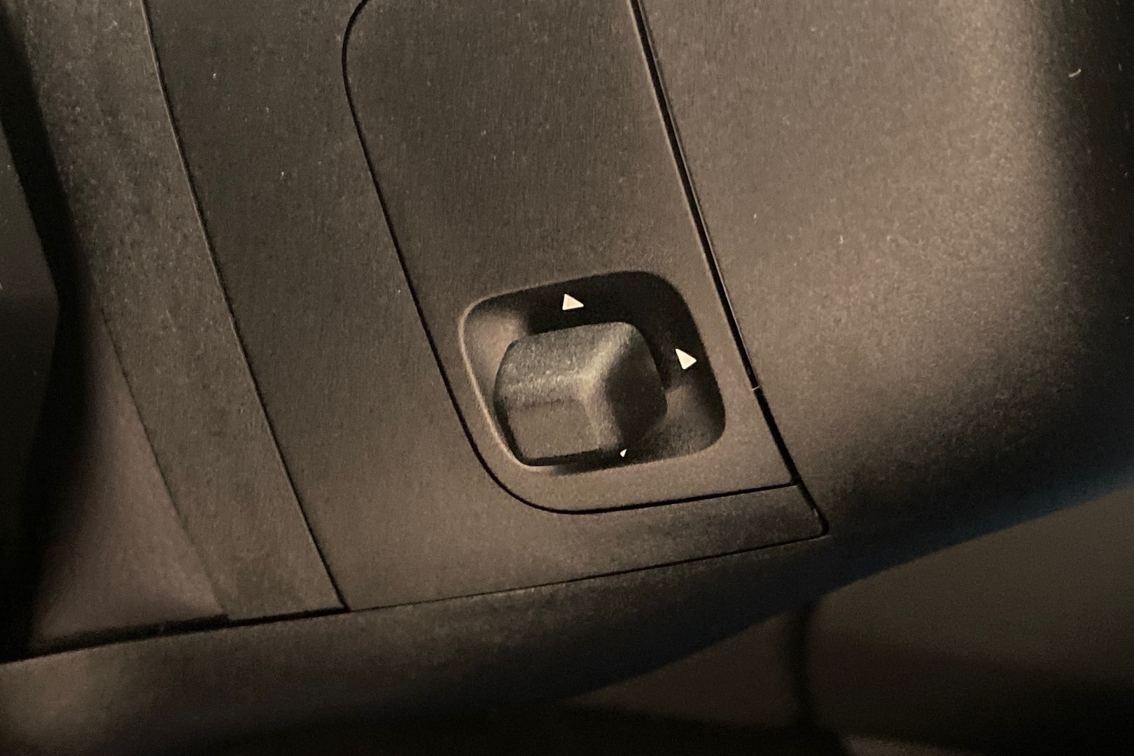 MERCEDES-BENZ GLC 2024