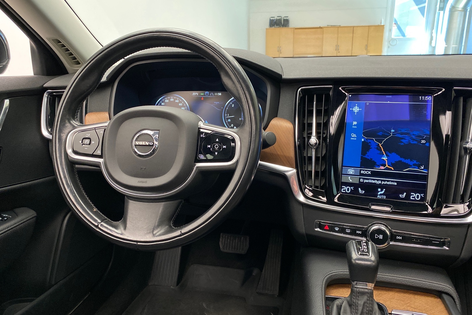 VOLVO S90 2018