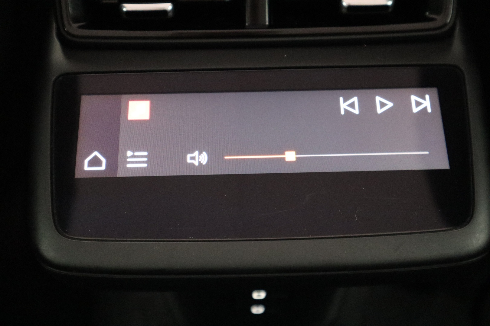 POLESTAR 4 2025