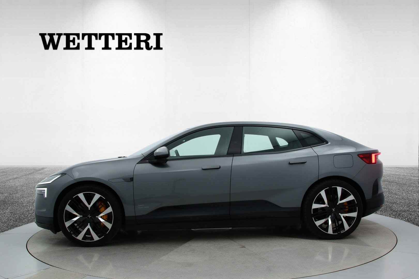 POLESTAR 4 2025