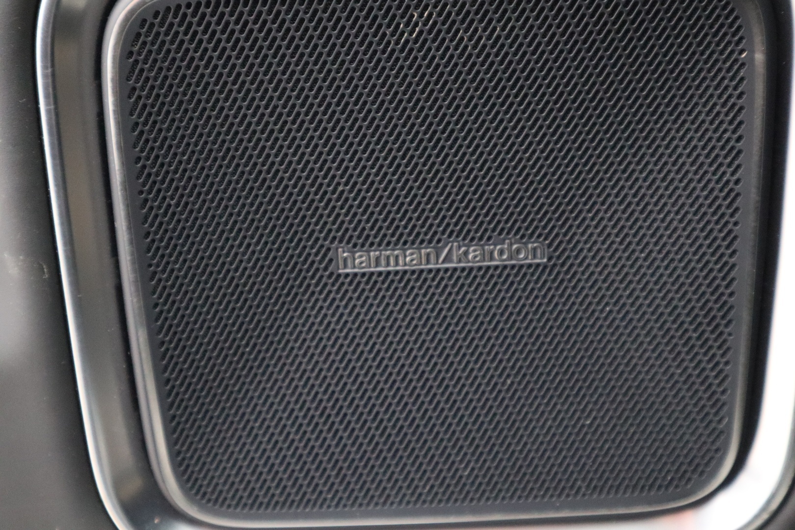POLESTAR 4 2025