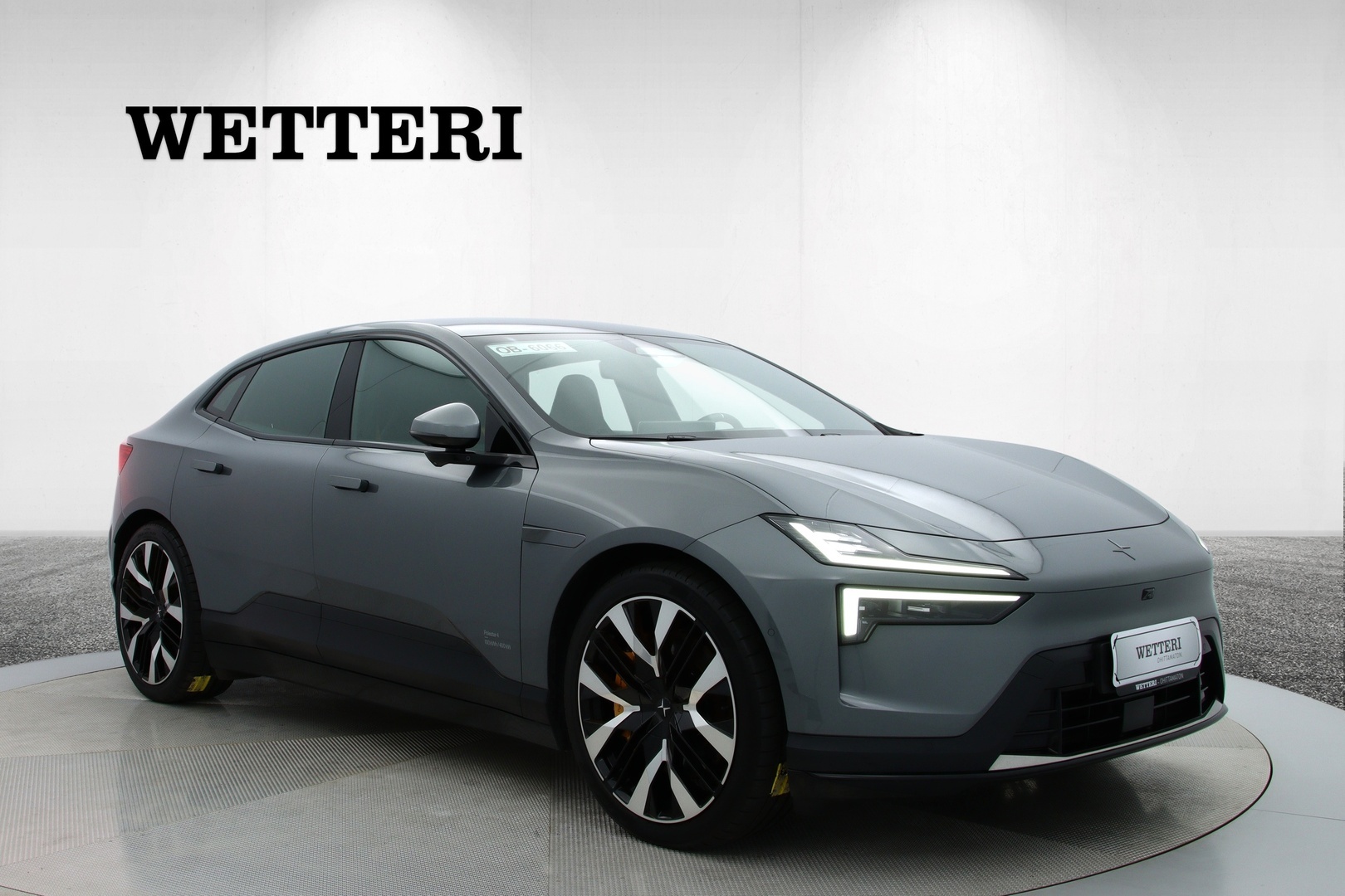 POLESTAR 4 2025