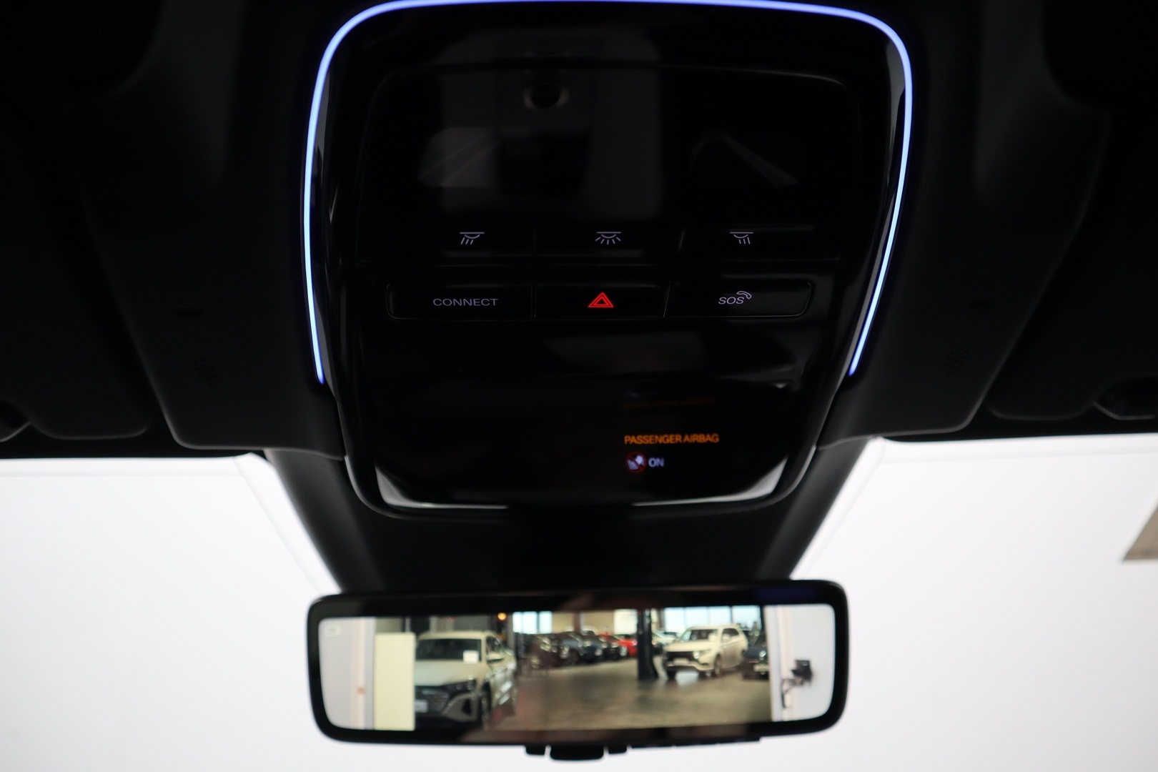 POLESTAR 4 2025