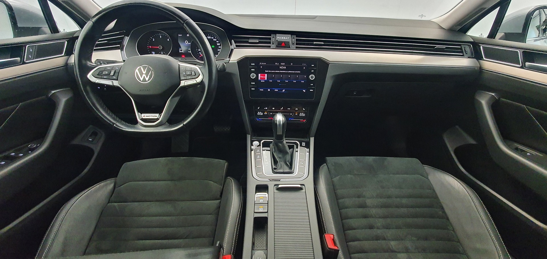 VOLKSWAGEN Passat 2021