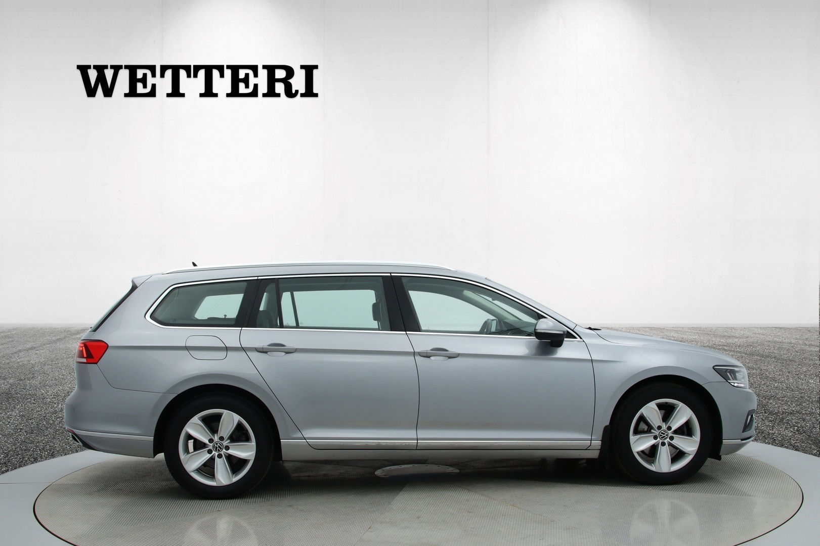 VOLKSWAGEN Passat 2021