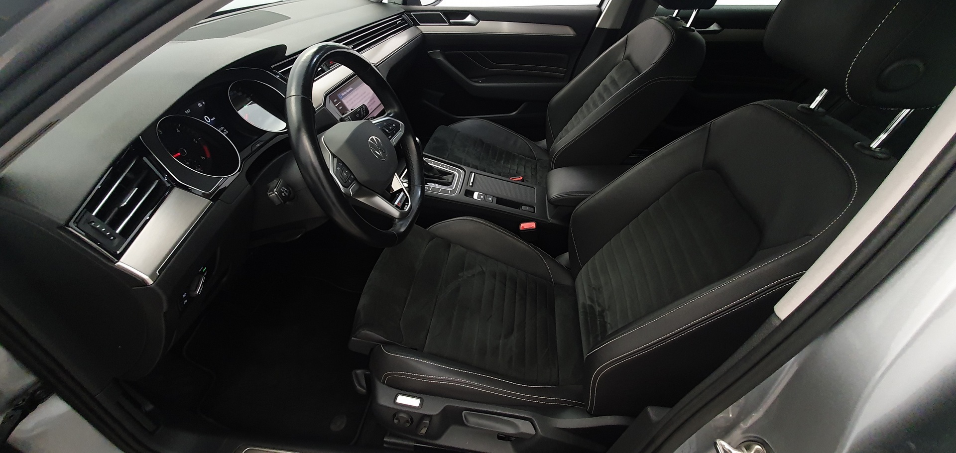 VOLKSWAGEN Passat 2021