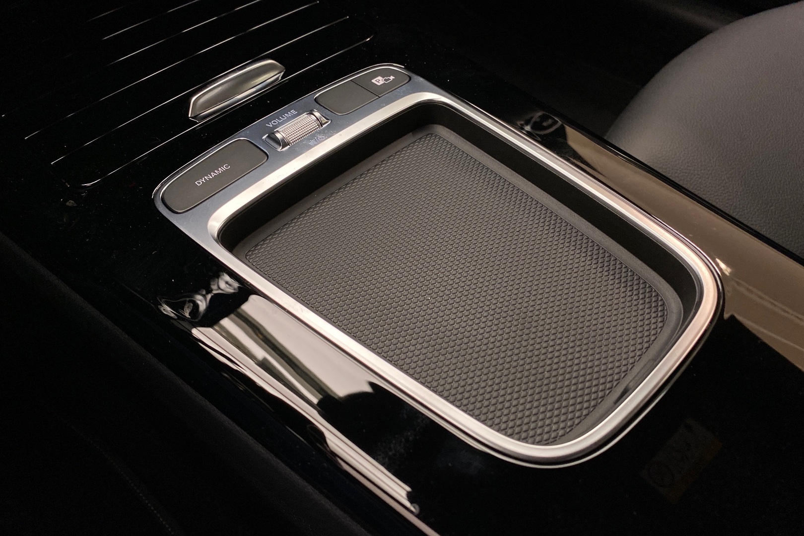 MERCEDES-BENZ CLA 2024