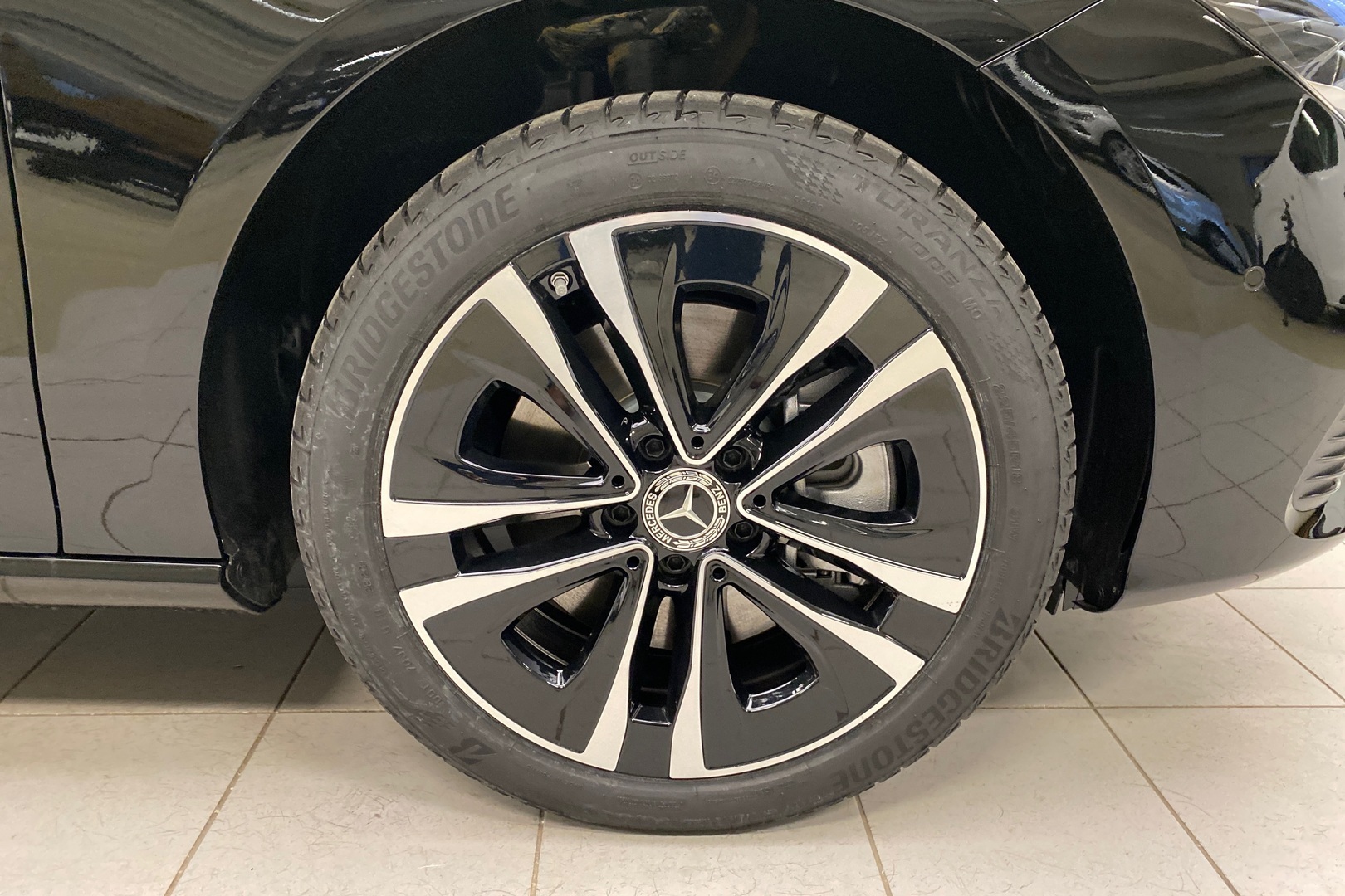 MERCEDES-BENZ CLA 2024