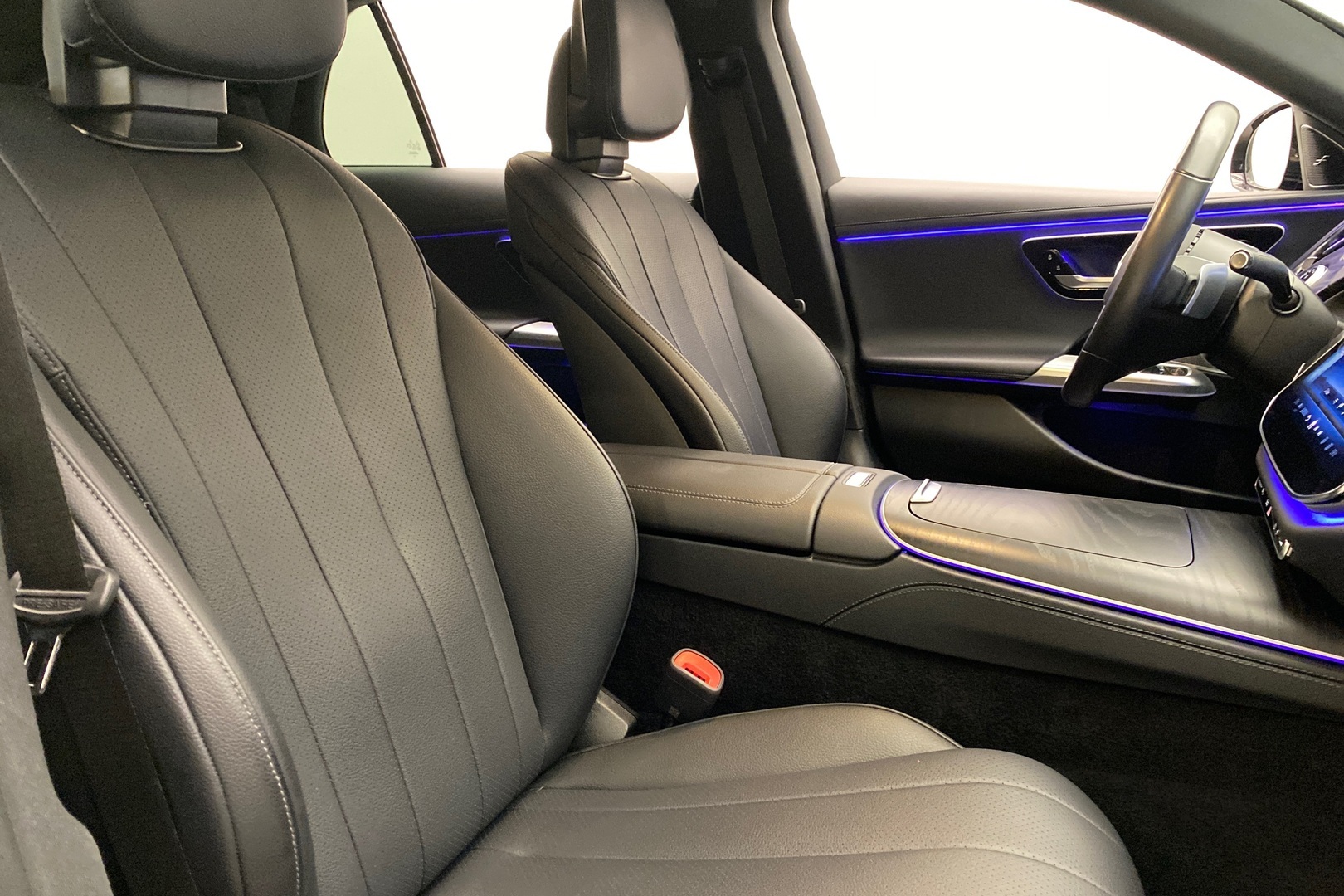 MERCEDES-BENZ E 2024