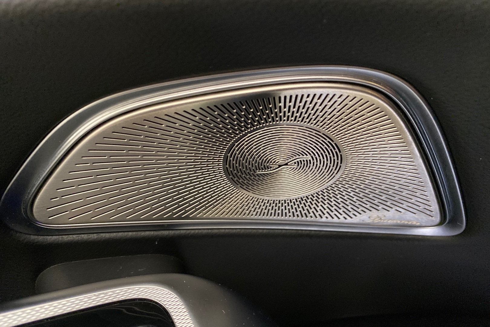 MERCEDES-BENZ E 2024