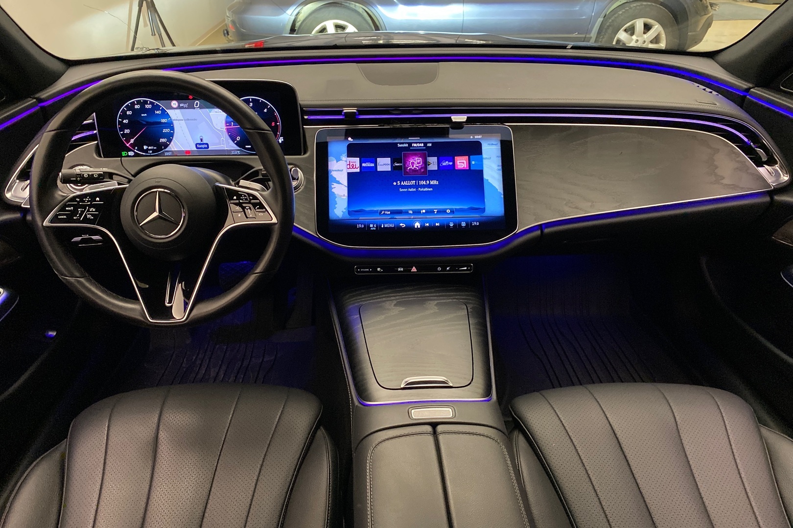 MERCEDES-BENZ E 2024
