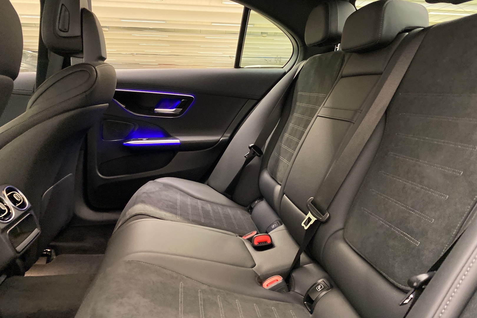 MERCEDES-BENZ C 2025