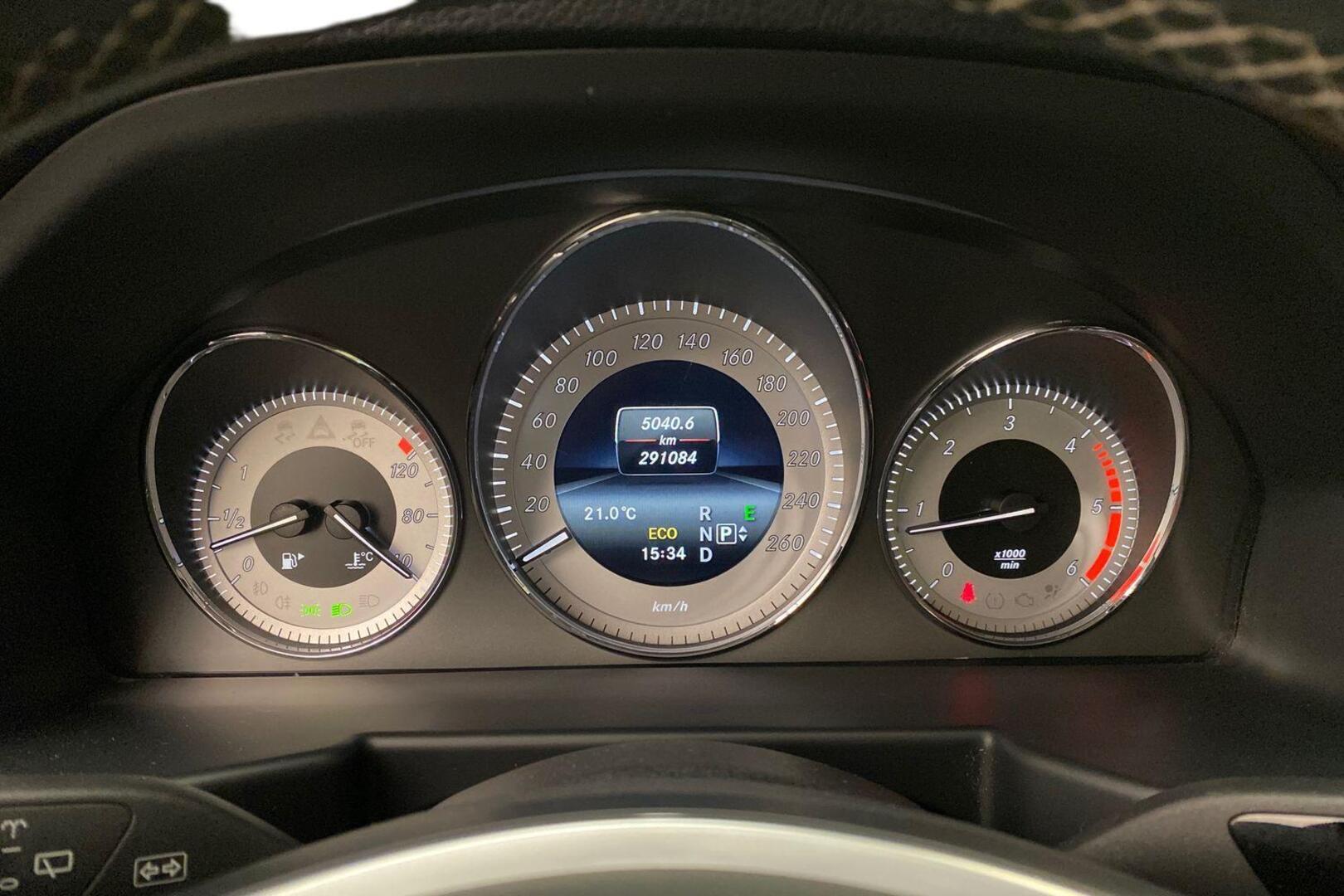 MERCEDES-BENZ GLK 2013