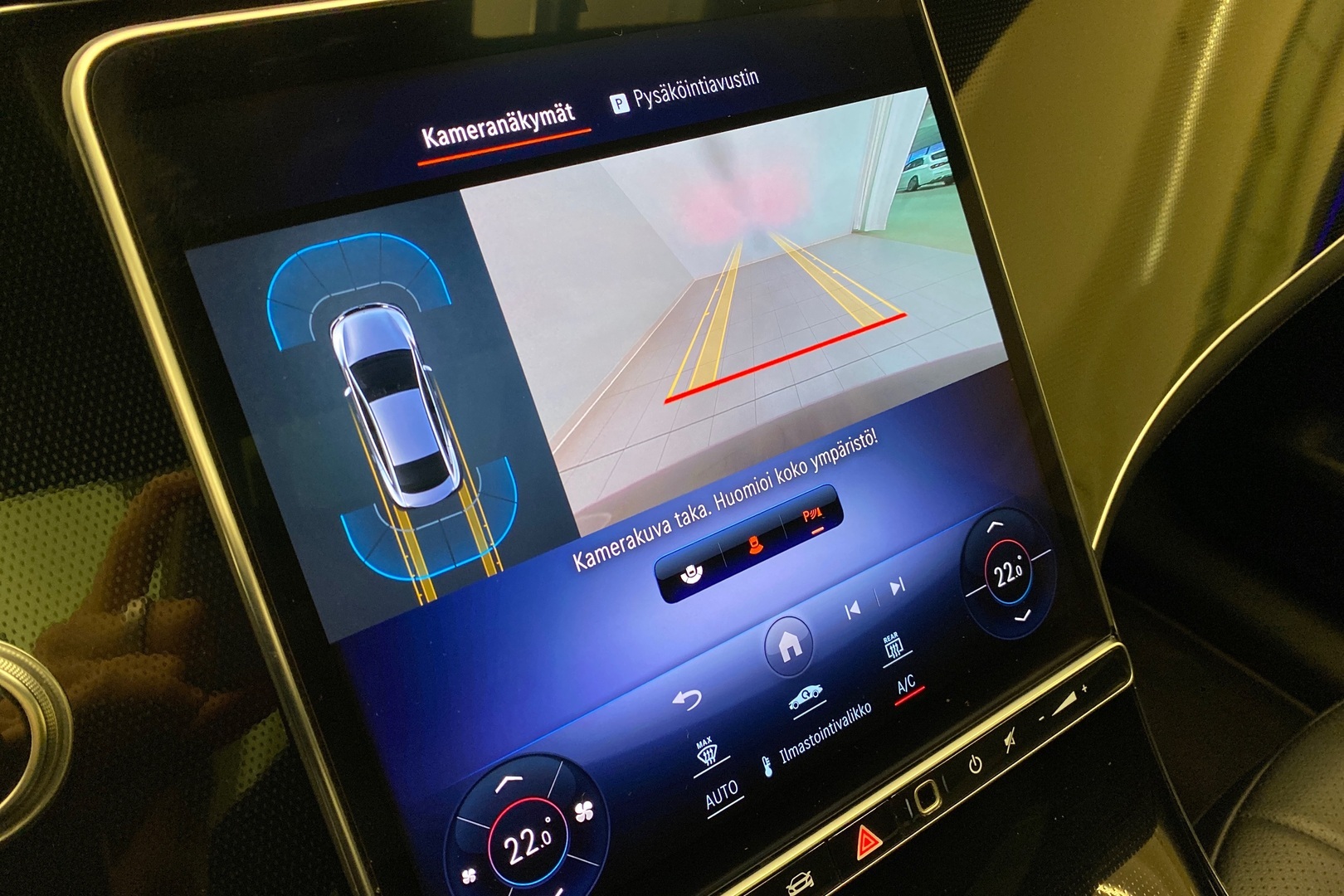 MERCEDES-BENZ EQE 2022