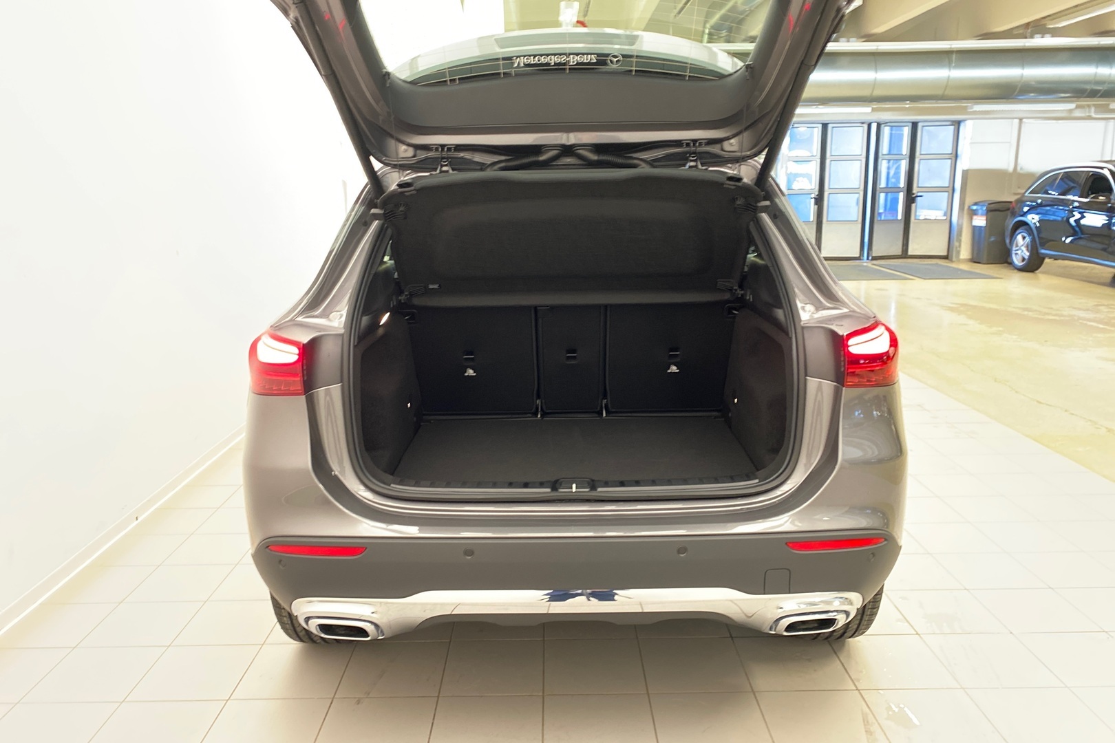 MERCEDES-BENZ GLA 2025