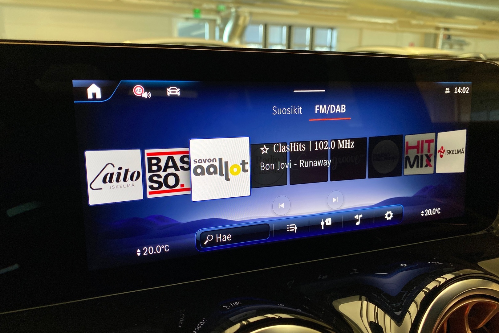 MERCEDES-BENZ EQB 2024