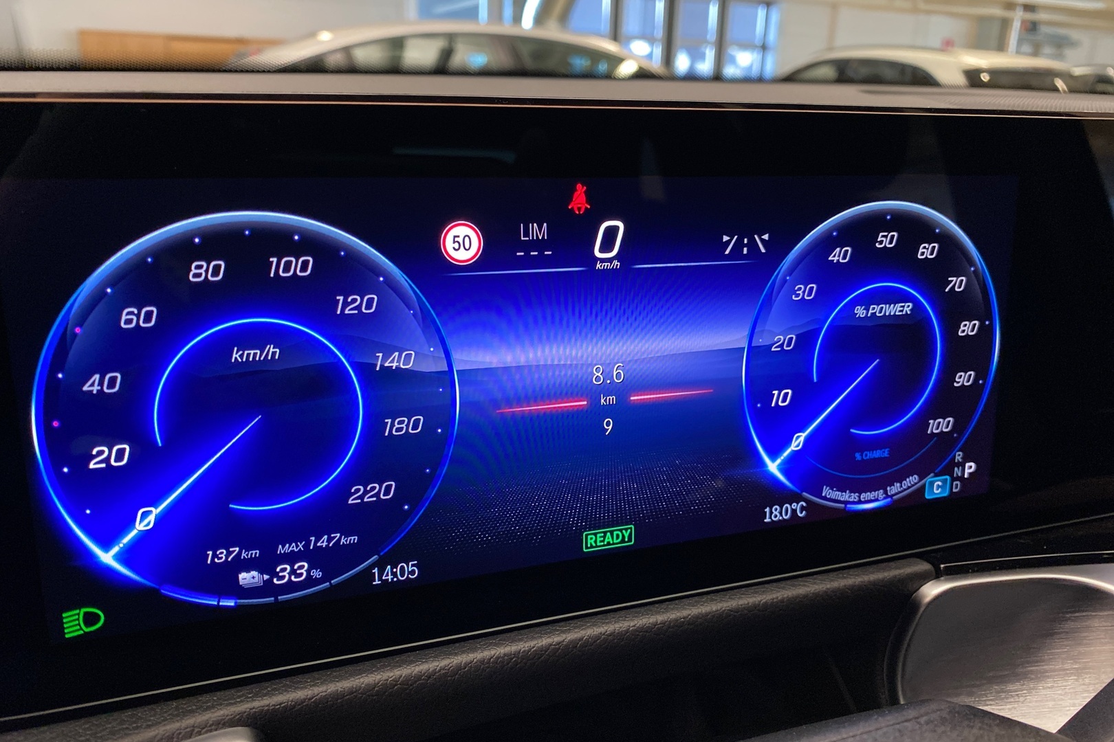 MERCEDES-BENZ EQB 2024