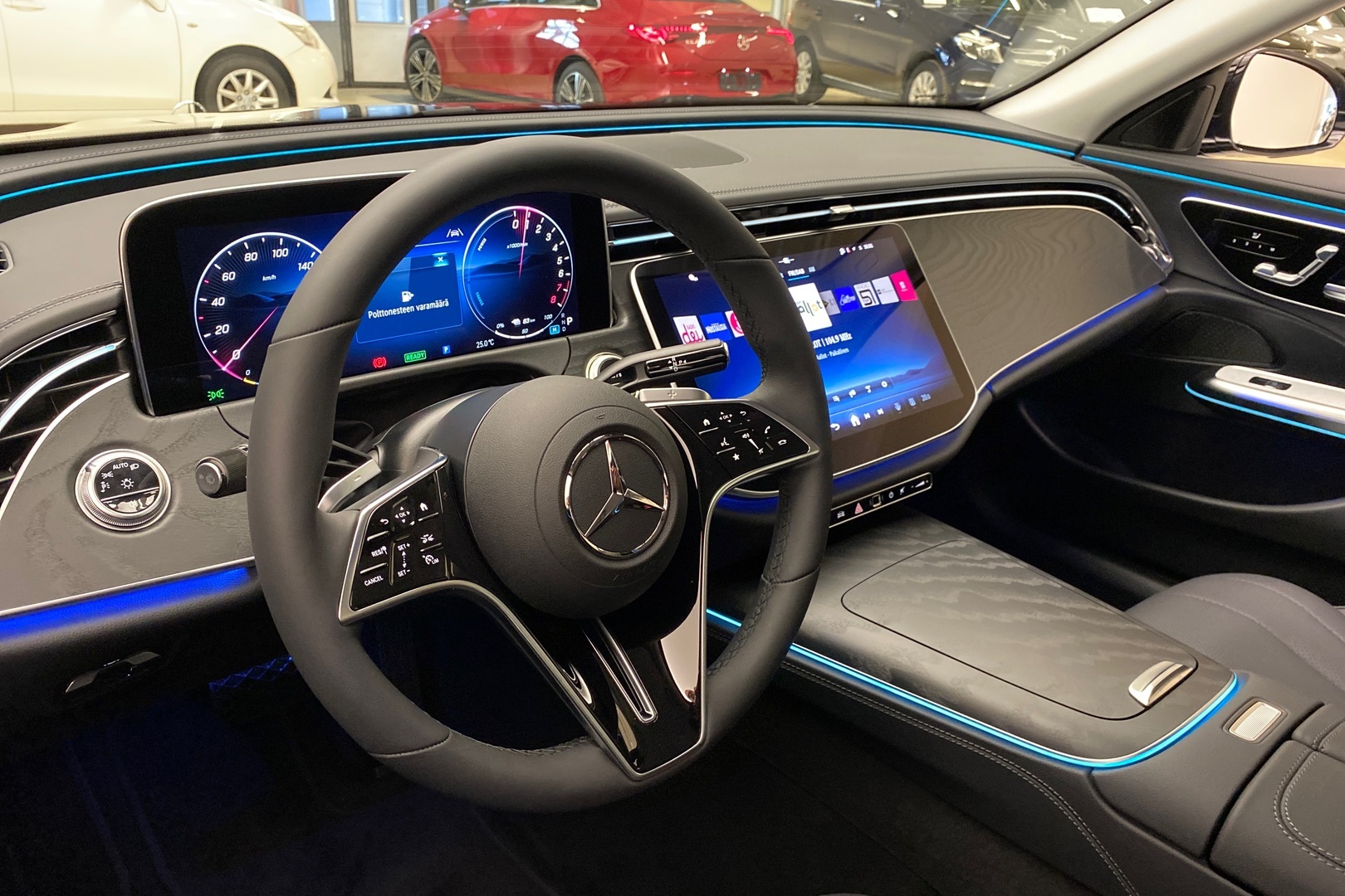 MERCEDES-BENZ E 2026