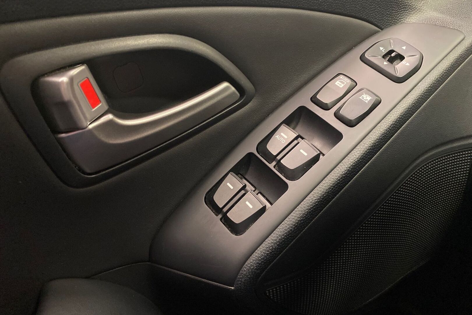 HYUNDAI ix35 2012