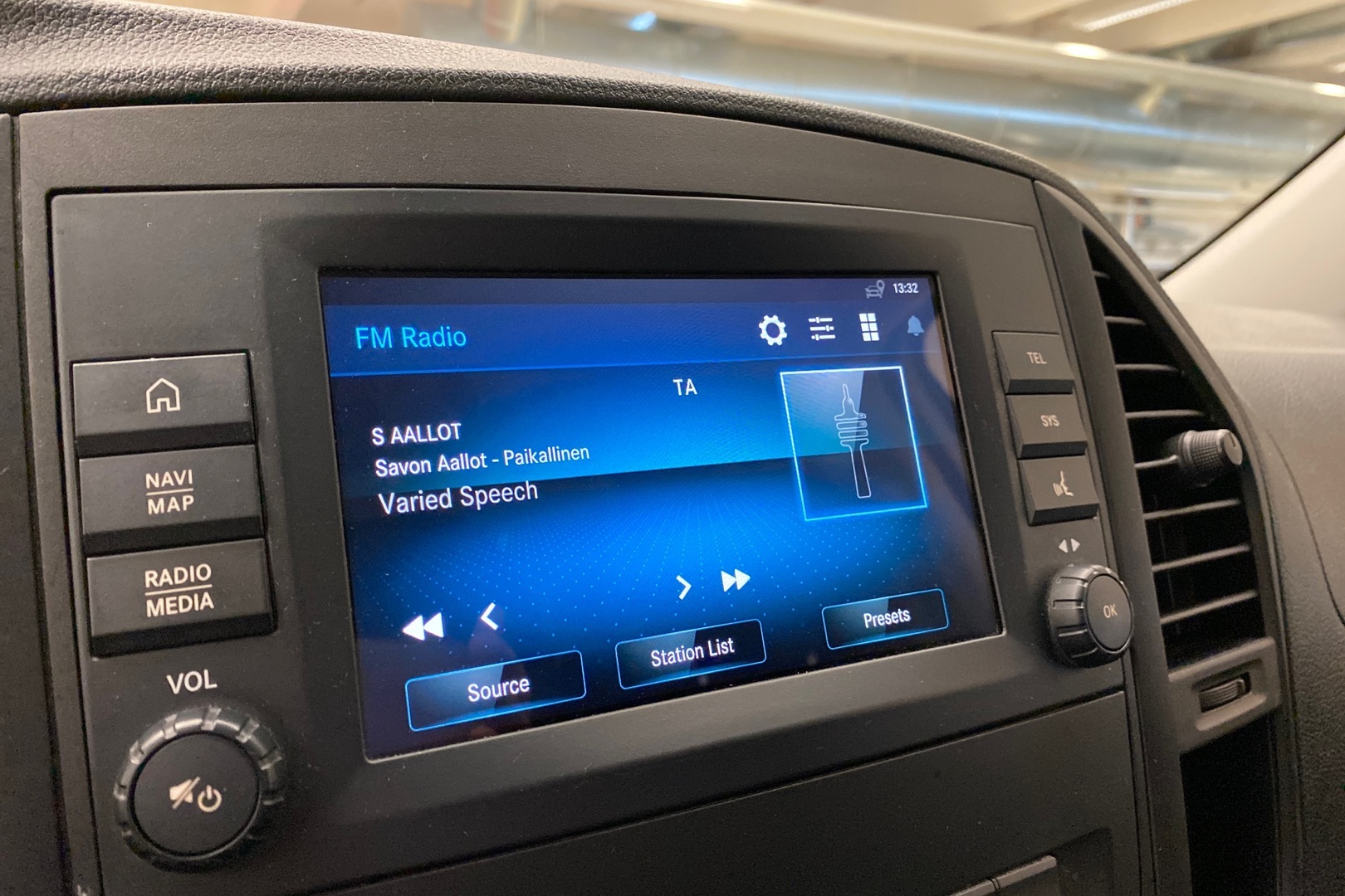 MERCEDES-BENZ Vito 2023