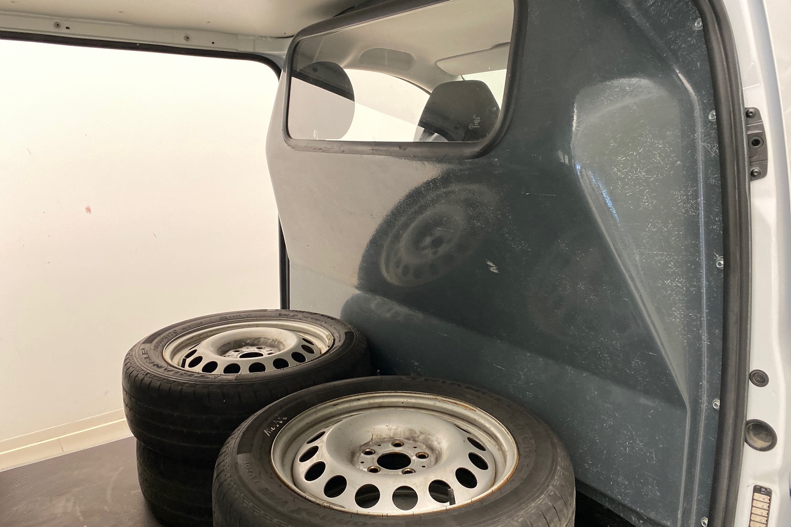 MERCEDES-BENZ Vito 2023