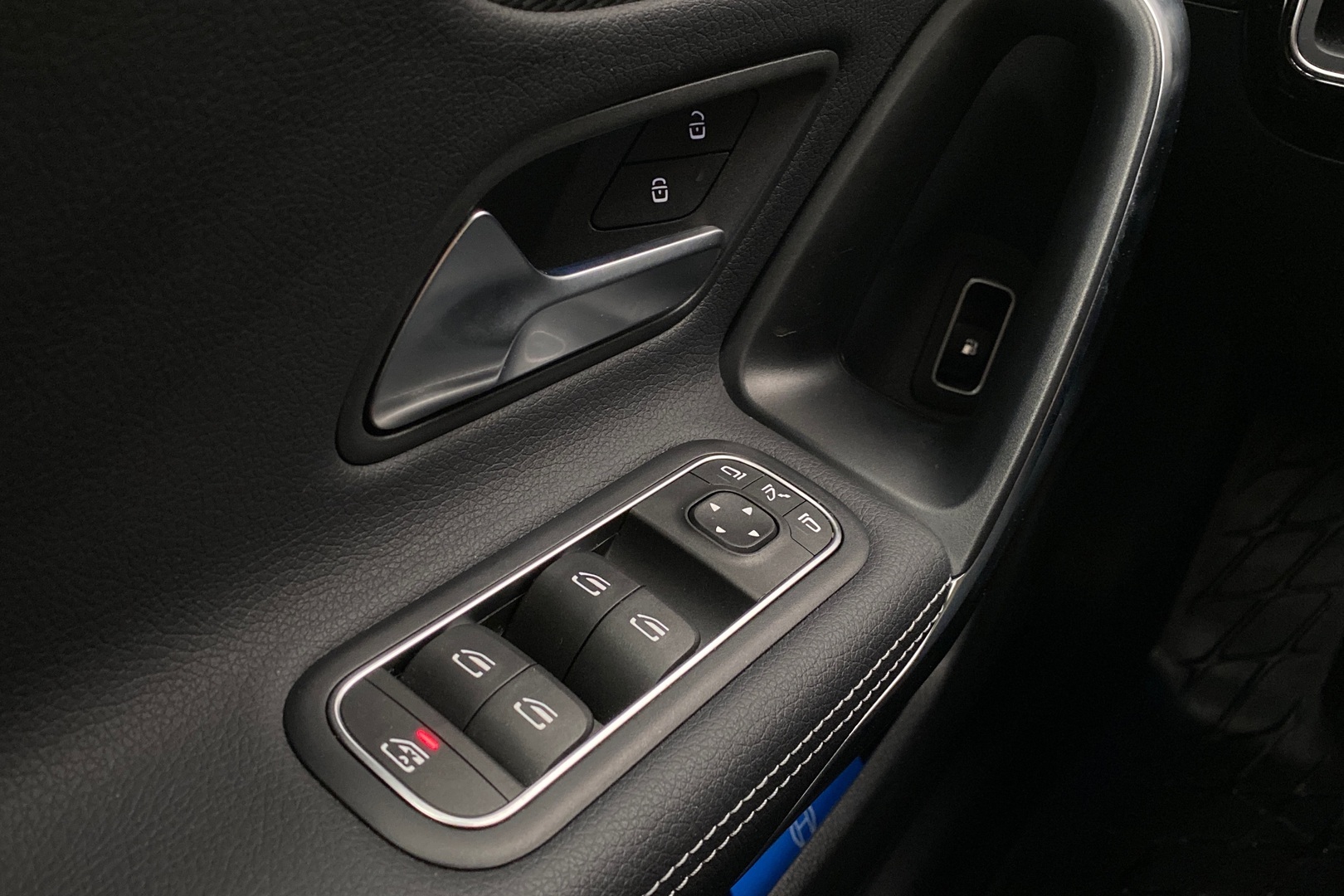 MERCEDES-BENZ CLA 2022