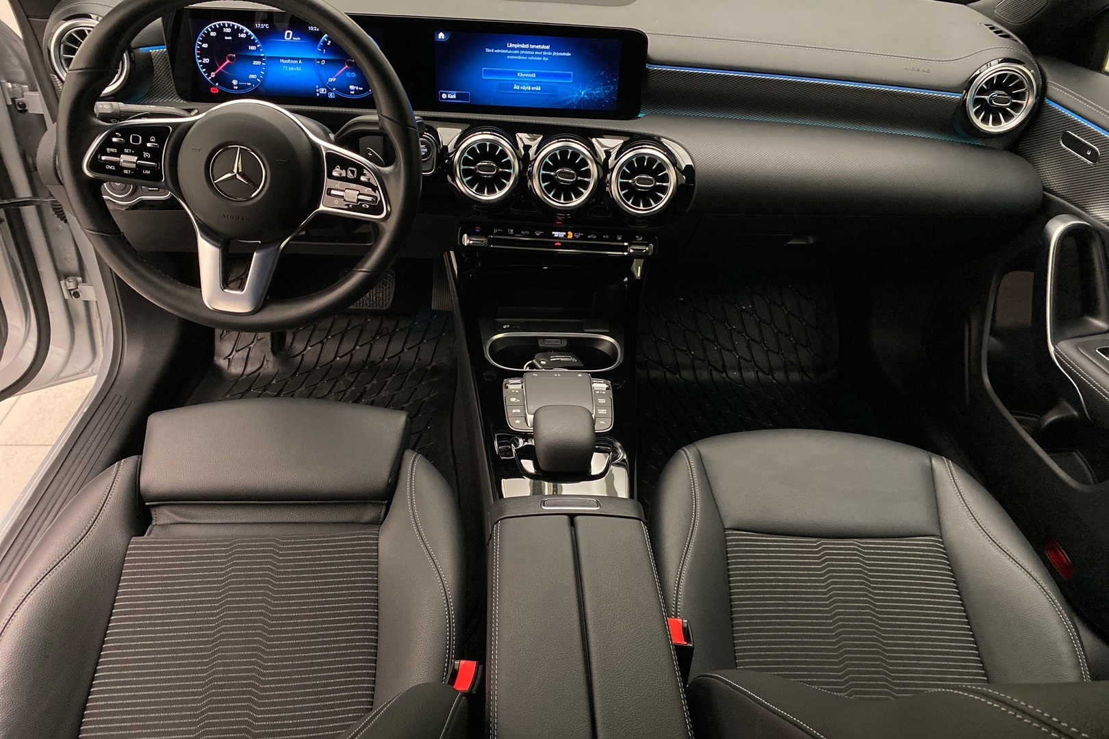 MERCEDES-BENZ CLA 2022