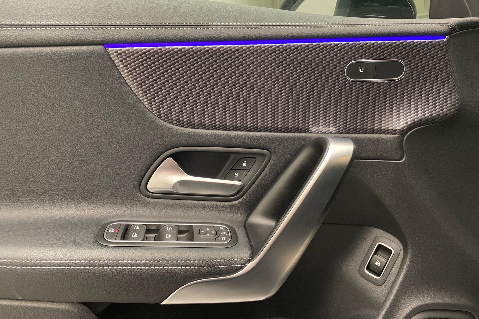 MERCEDES-BENZ CLA 2022