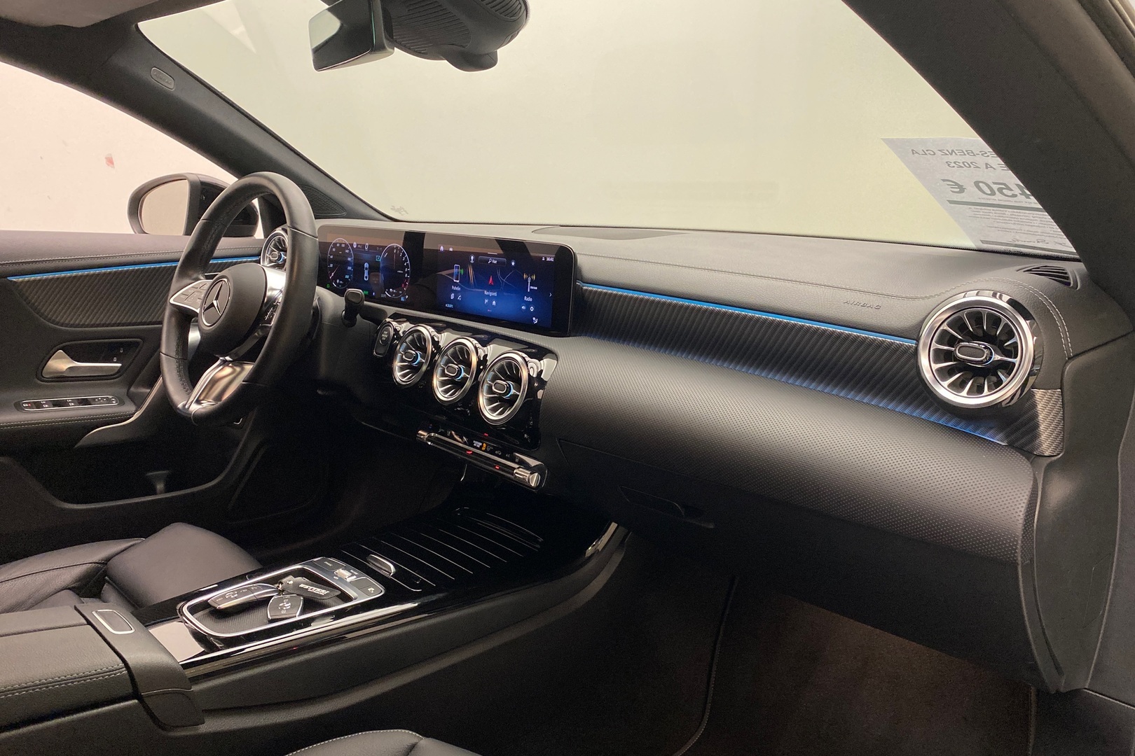 MERCEDES-BENZ CLA 2023