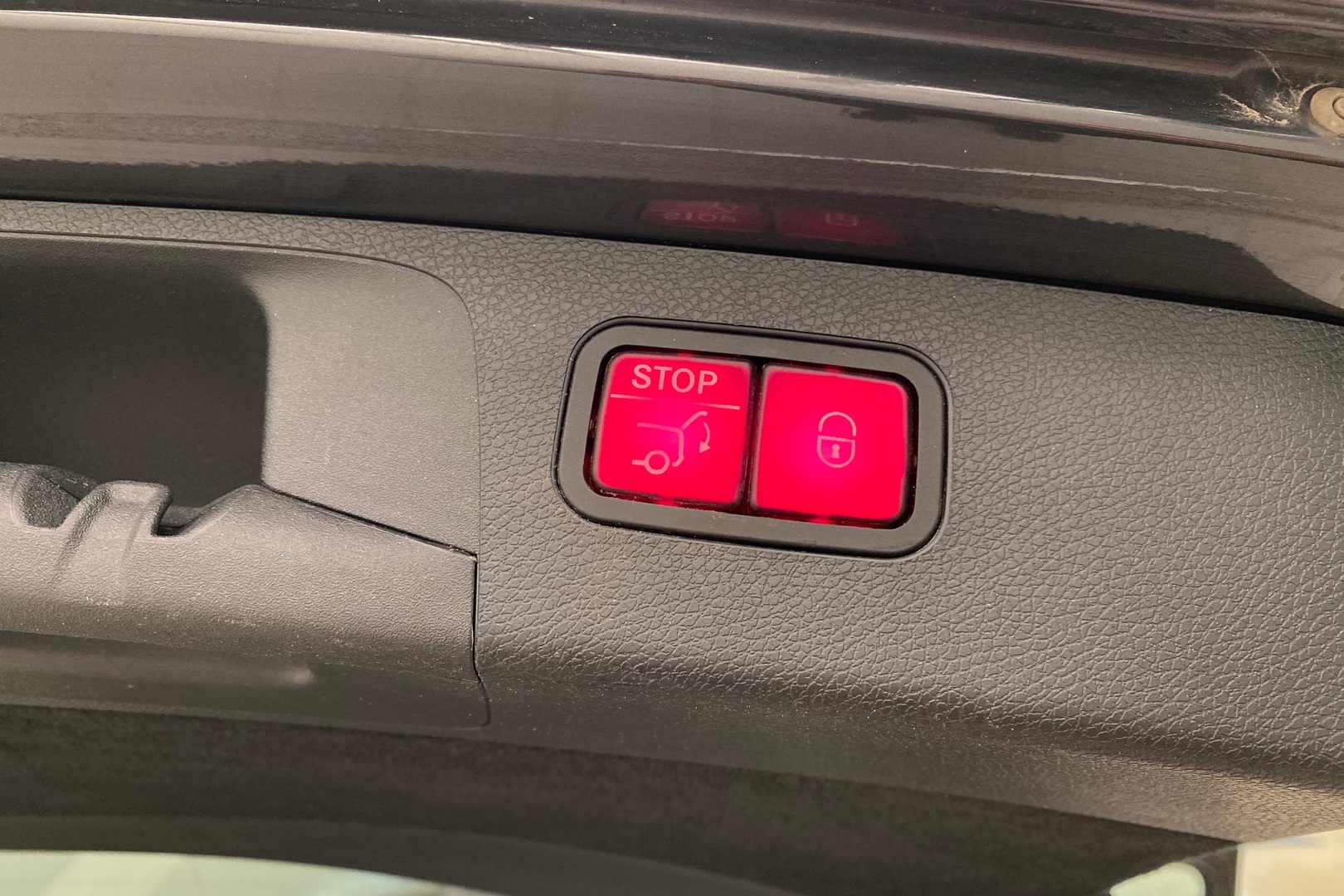 MERCEDES-BENZ E 2021