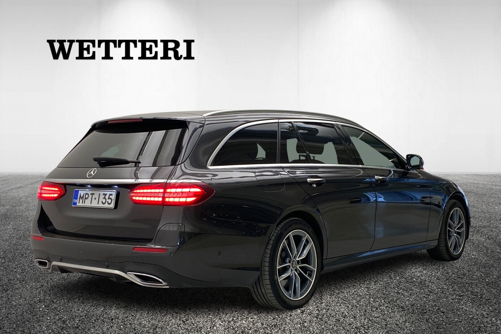 MERCEDES-BENZ E 2021