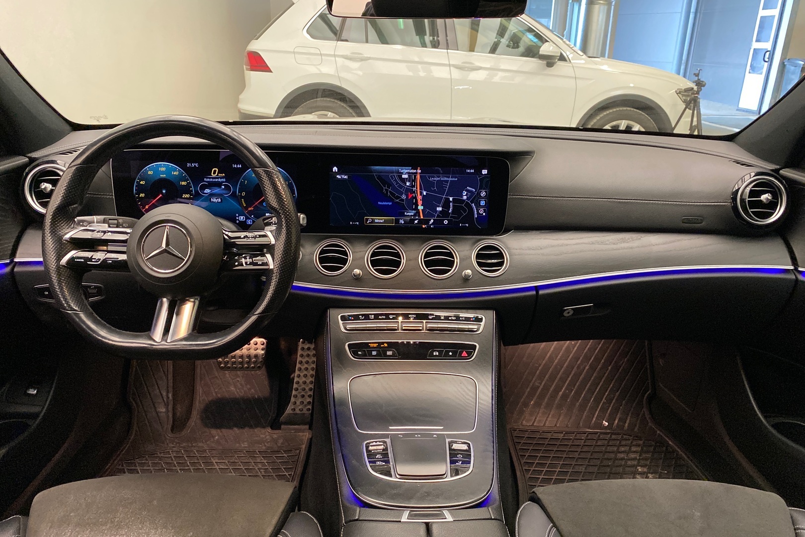 MERCEDES-BENZ E 2021