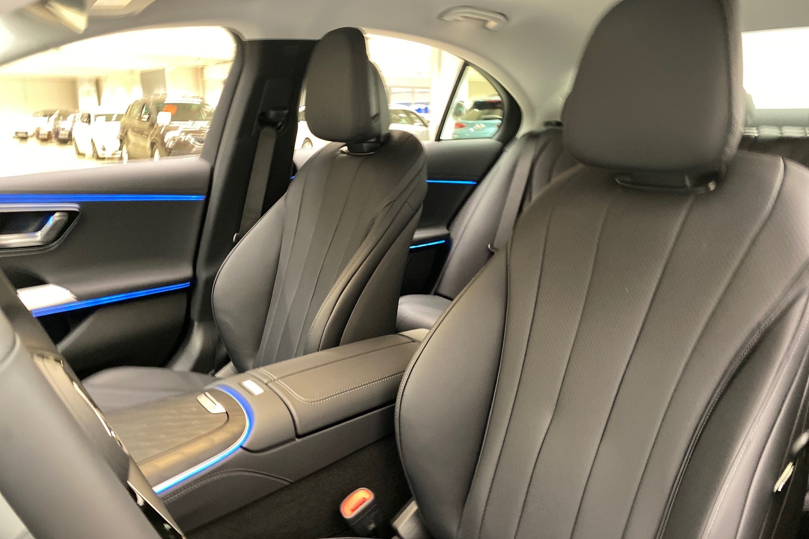 MERCEDES-BENZ E 2025