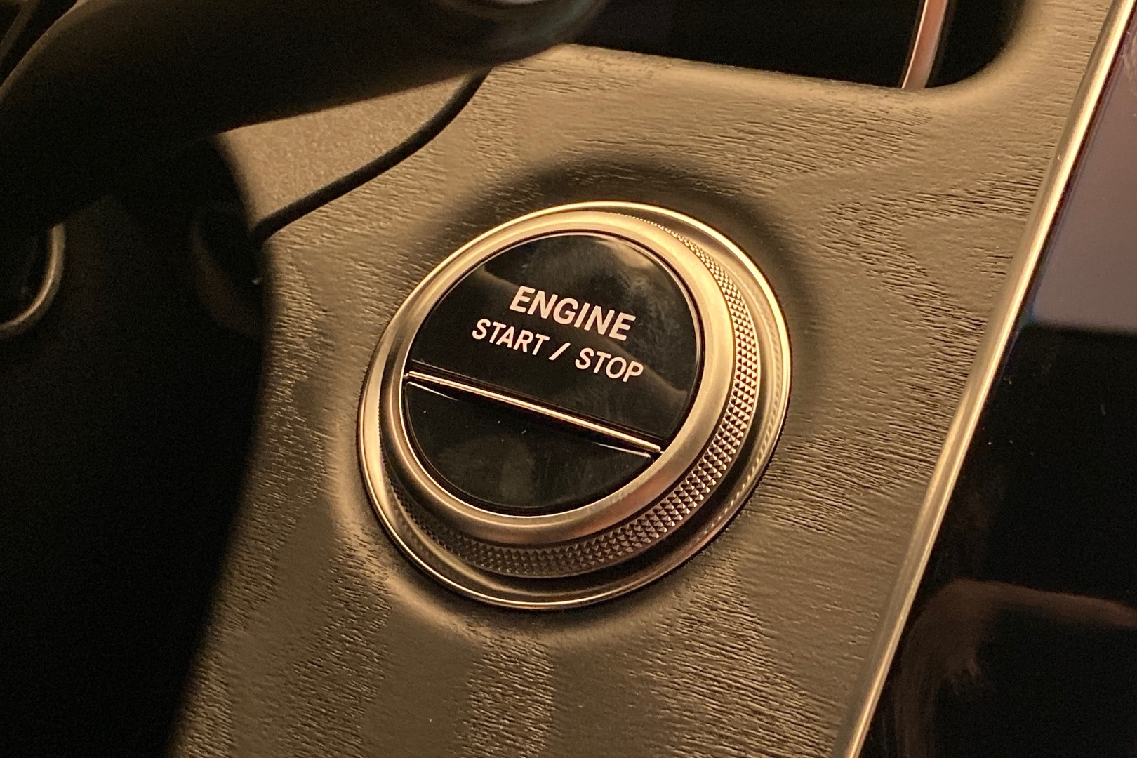 MERCEDES-BENZ E 2025