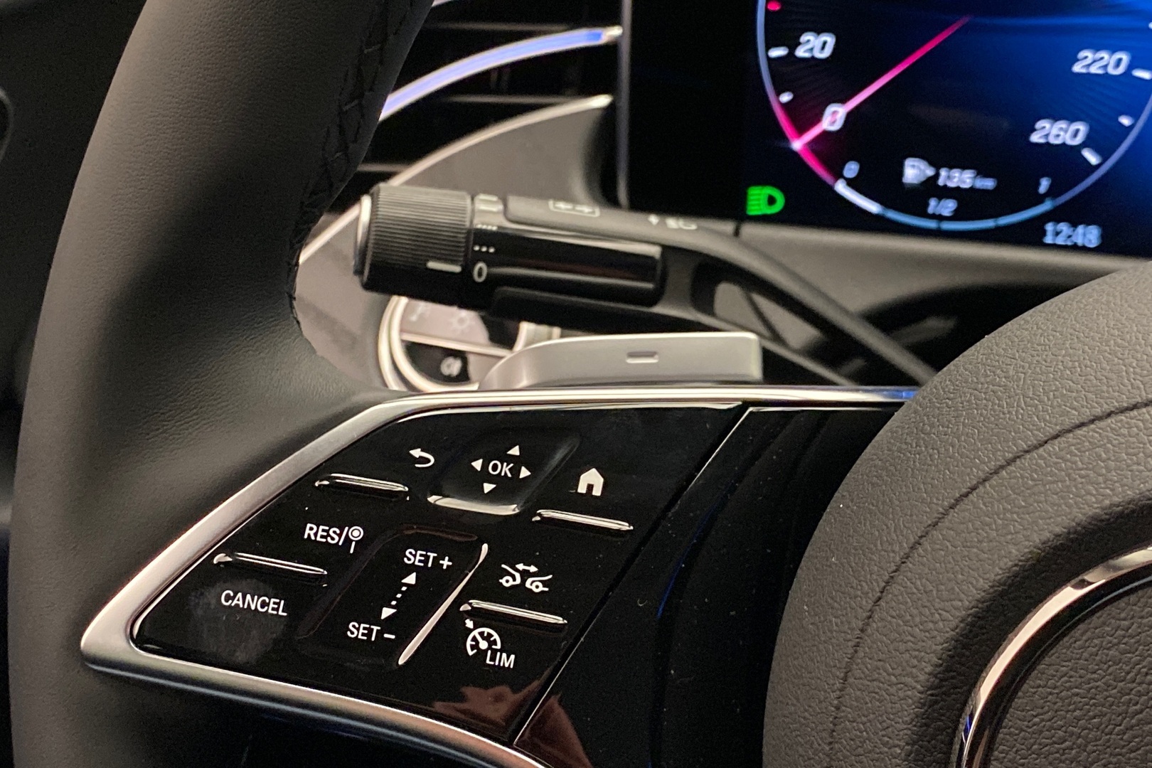 MERCEDES-BENZ E 2026