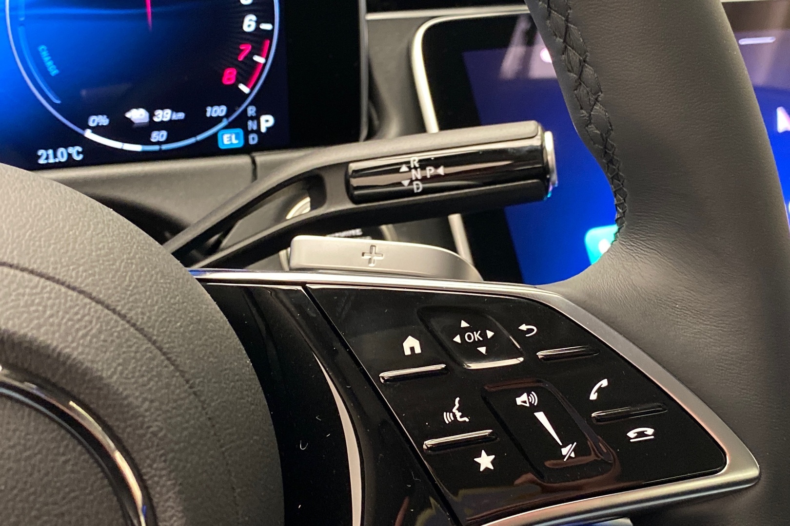 MERCEDES-BENZ E 2026