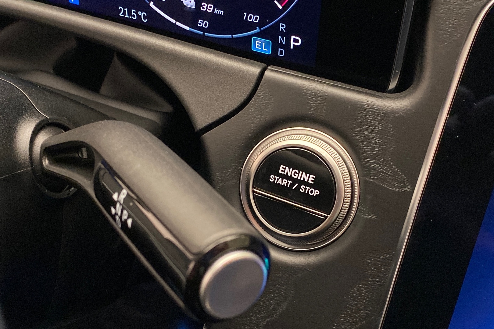 MERCEDES-BENZ E 2026