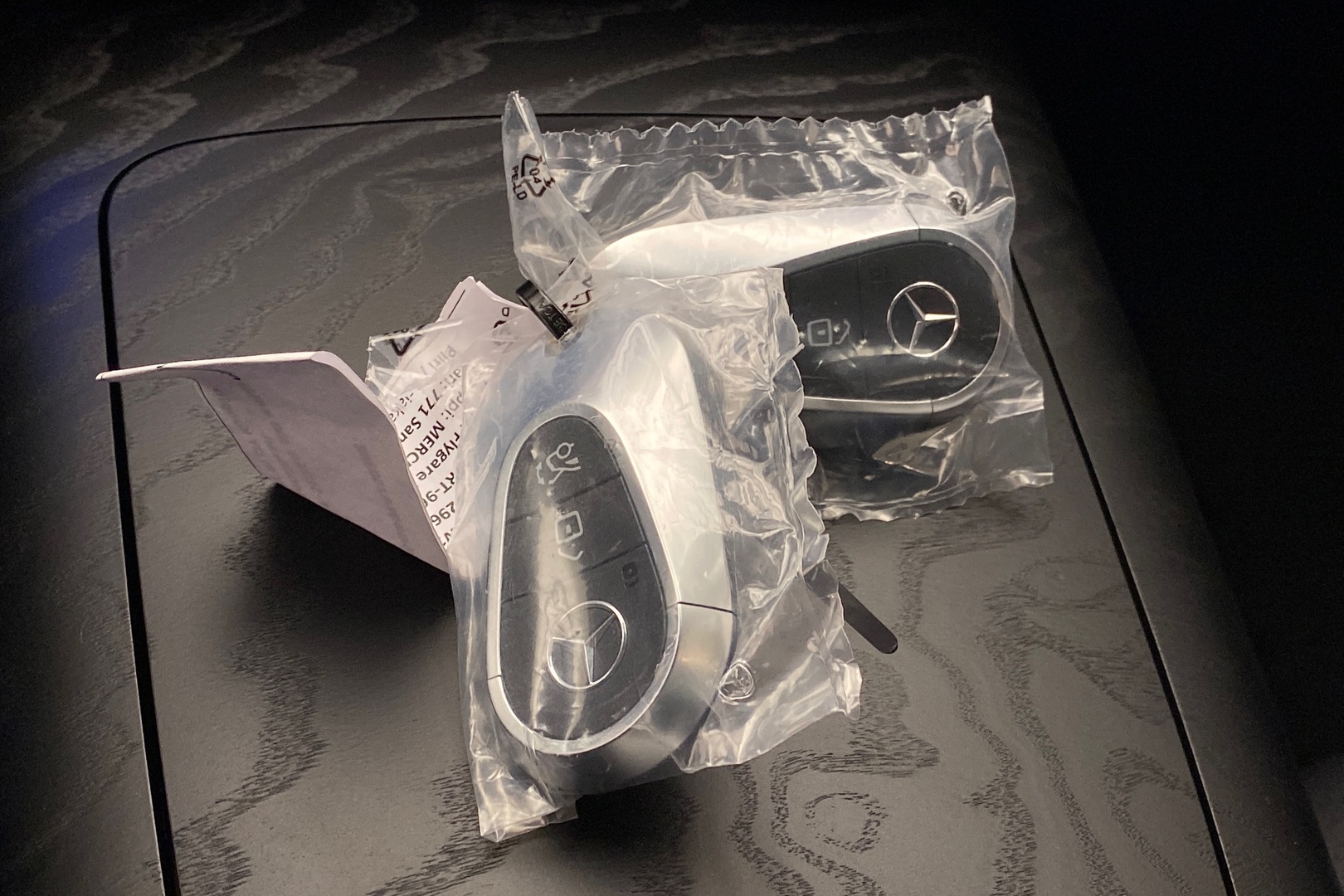 MERCEDES-BENZ E 2026