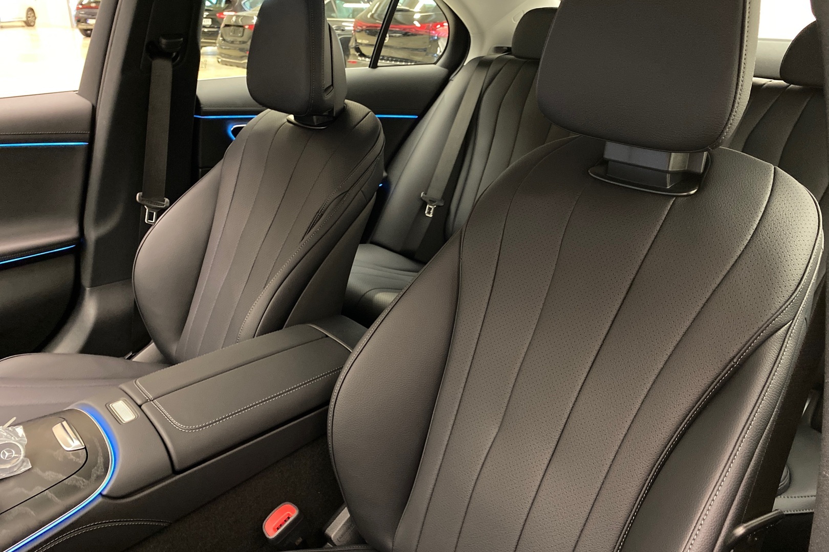 MERCEDES-BENZ E 2026