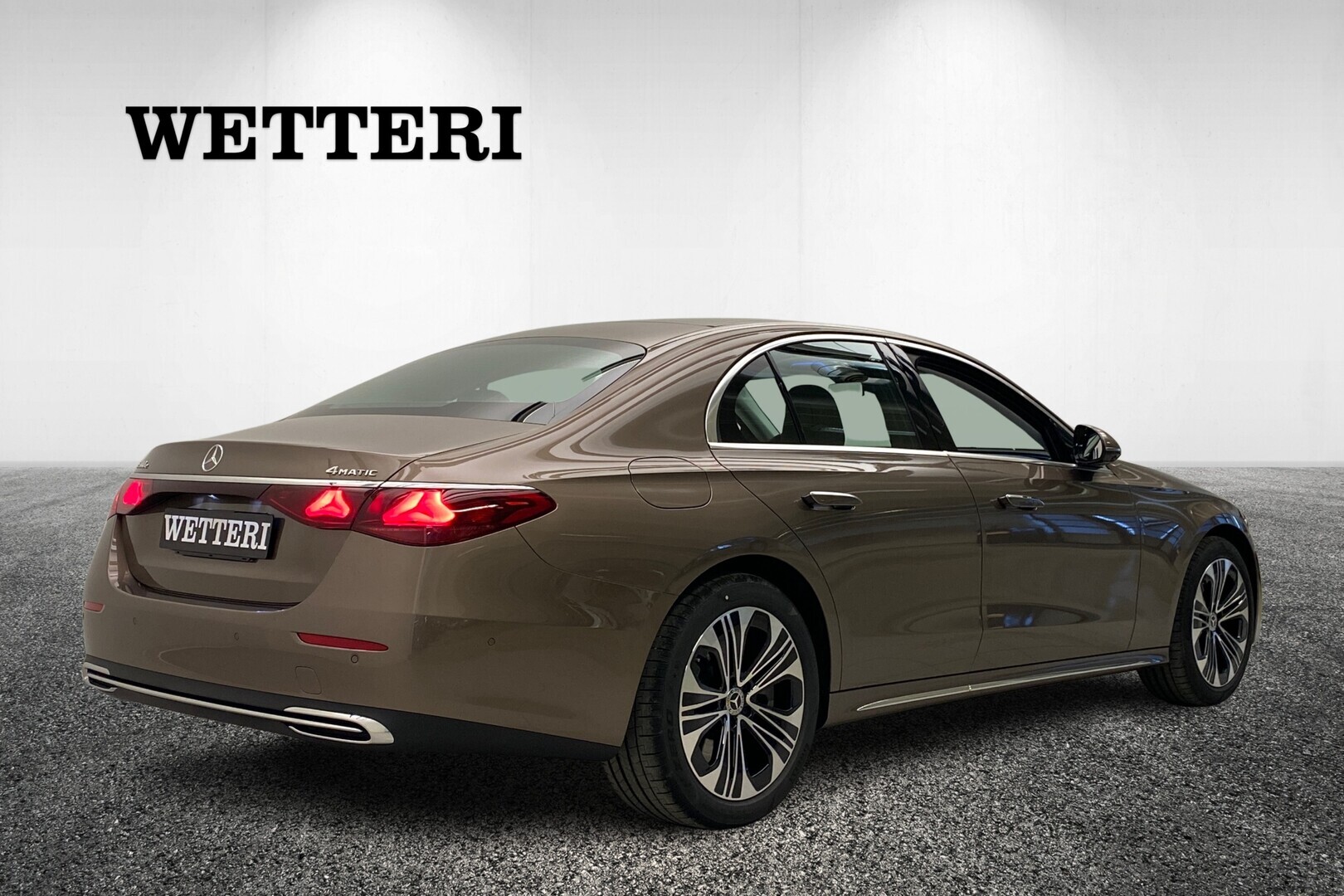 MERCEDES-BENZ E 2026