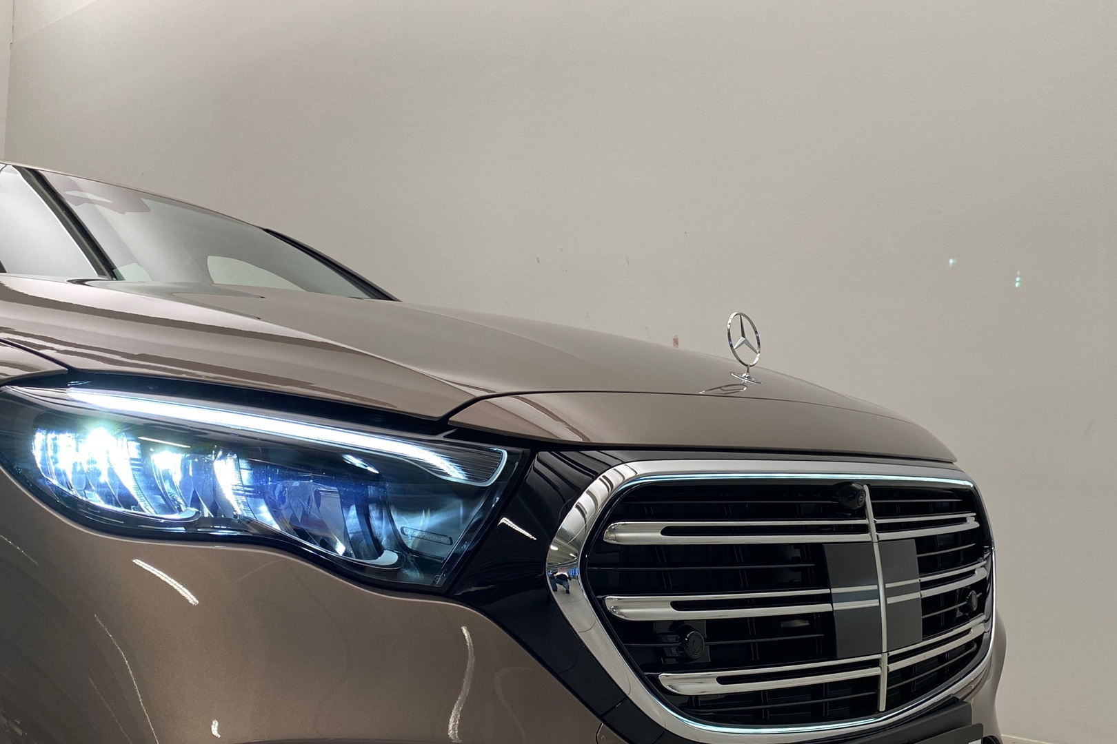 MERCEDES-BENZ E 2026