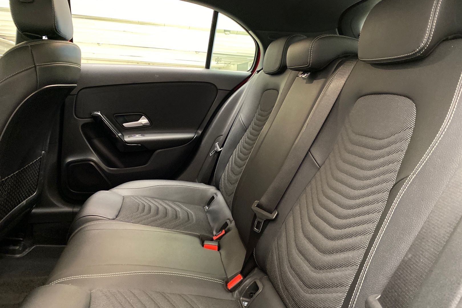 MERCEDES-BENZ A 2019