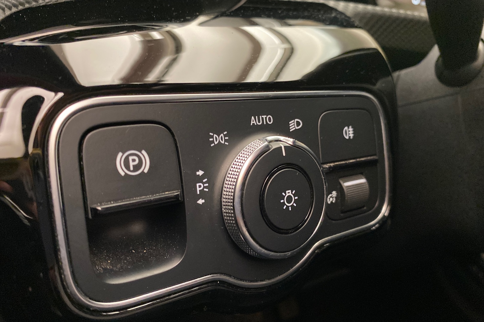 MERCEDES-BENZ A 2019