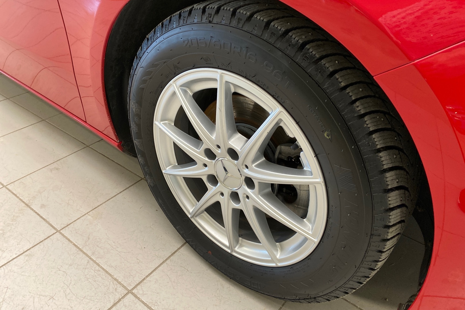 MERCEDES-BENZ A 2019