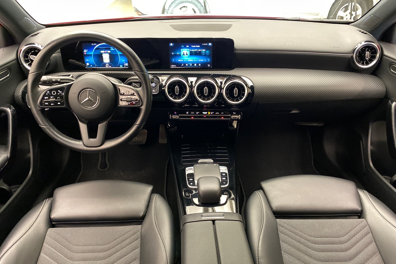 MERCEDES-BENZ A 2019