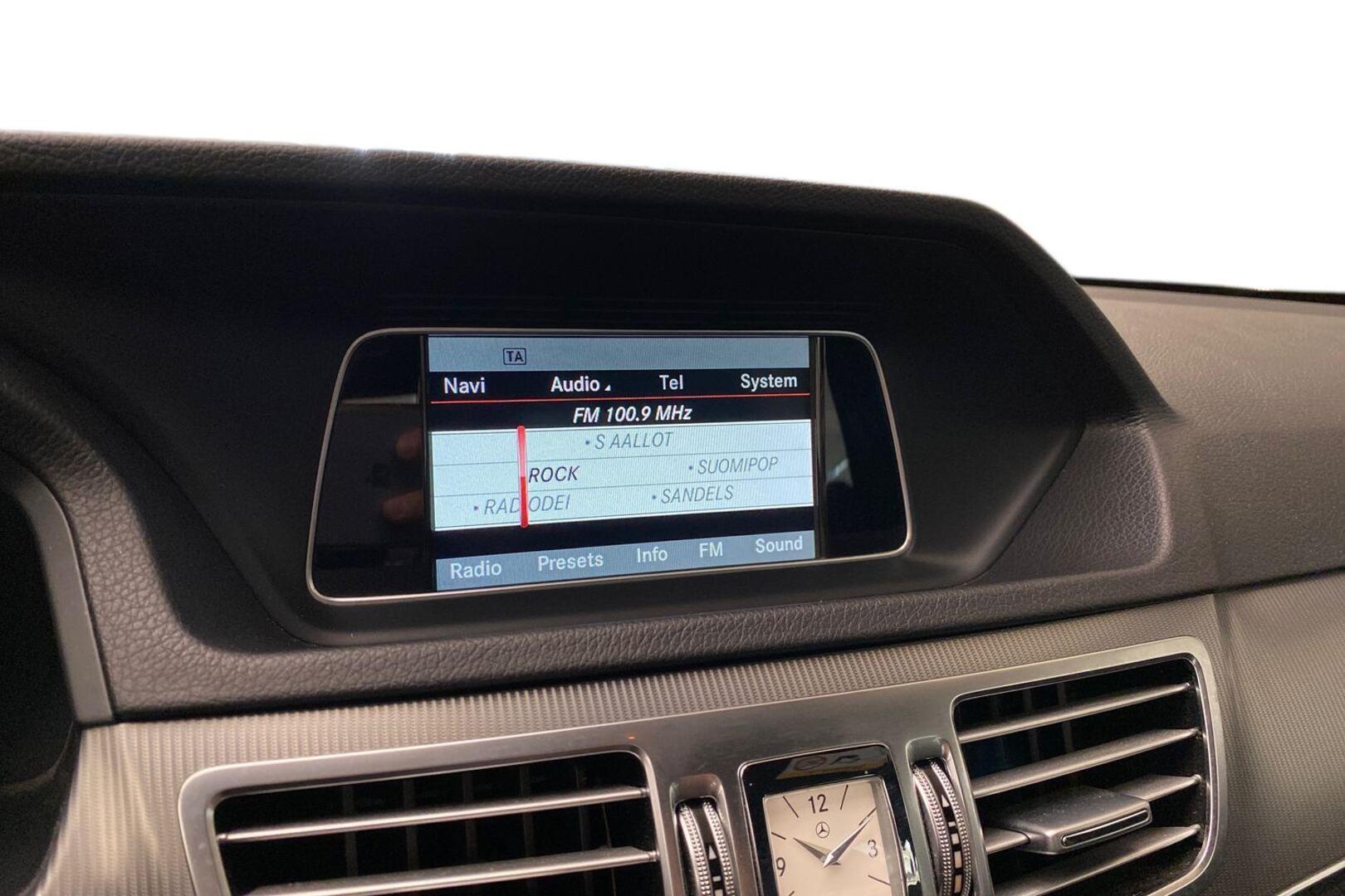 MERCEDES-BENZ E 2014